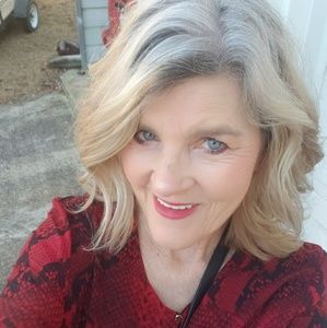 Meet your Posher, Glenda